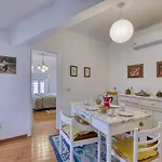 Διαμέρισμα Piccolo Antico Stunning View - Happy Στρέσα
