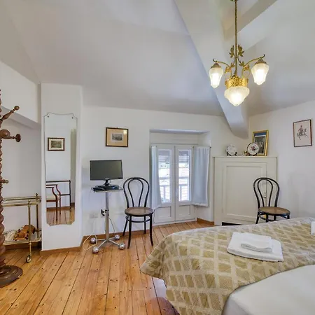 Apartman Piccolo Antico Stunning View - Happy *