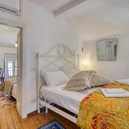 Apartment Piccolo Antico Stunning View - Happy